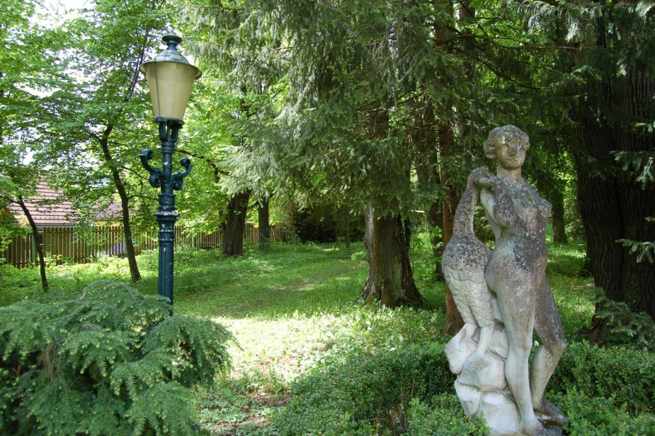 Gloegglhof Bed & Breakfast Trofaiach Dış mekan fotoğraf