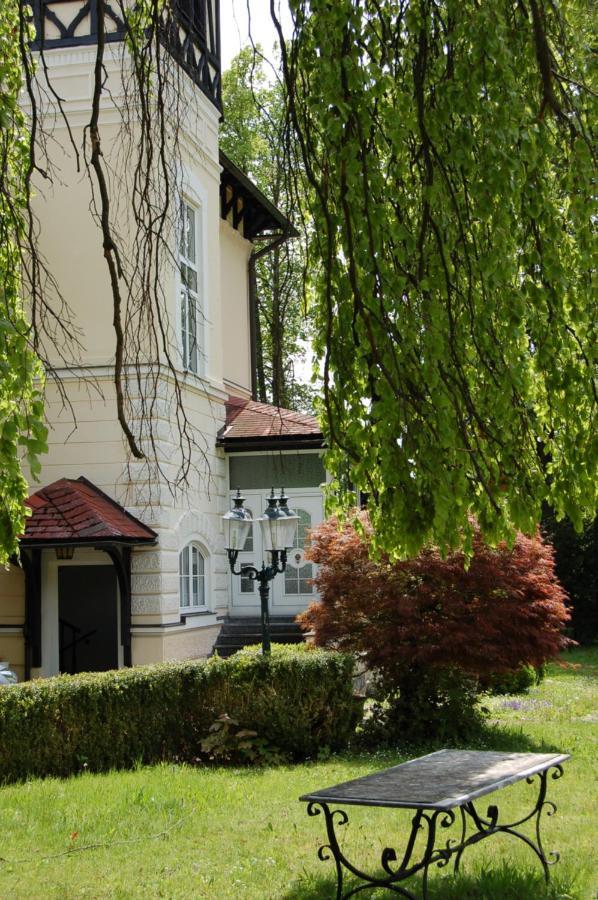 Gloegglhof Bed & Breakfast Trofaiach Dış mekan fotoğraf